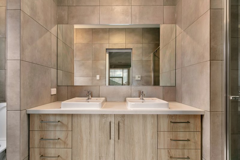 Photo - 15 Harvey Crescent, Evanston South SA 5116 - Image 8