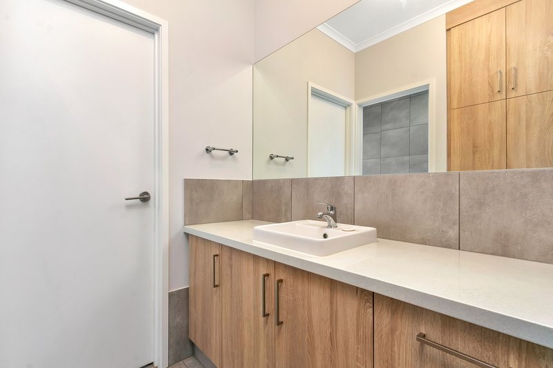 Photo - 15 Harvey Crescent, Evanston South SA 5116 - Image 10