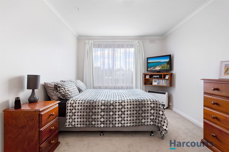 Photo - 15 Harvil Way, Devonport TAS 7310 - Image 5