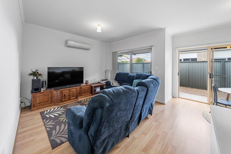 Photo - 15 Hawick Avenue, Blakeview SA 5114 - Image 10