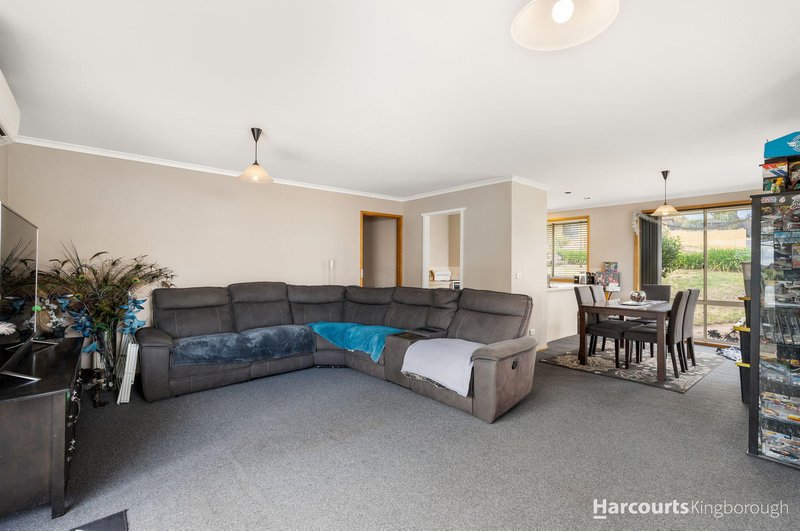 Photo - 15 Hawthorn Drive, Kingston TAS 7050 - Image 3