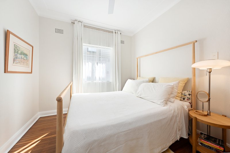 Photo - 15 Hawthorne Avenue, Chatswood NSW 2067 - Image 9