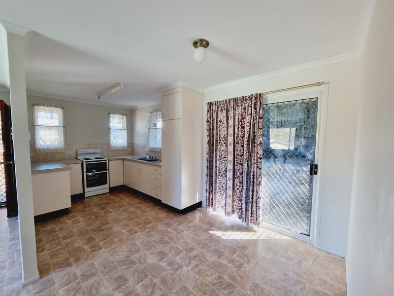 Photo - 15 Hay Court, South Gladstone QLD 4680 - Image 2