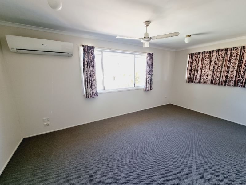 Photo - 15 Hay Court, South Gladstone QLD 4680 - Image 3