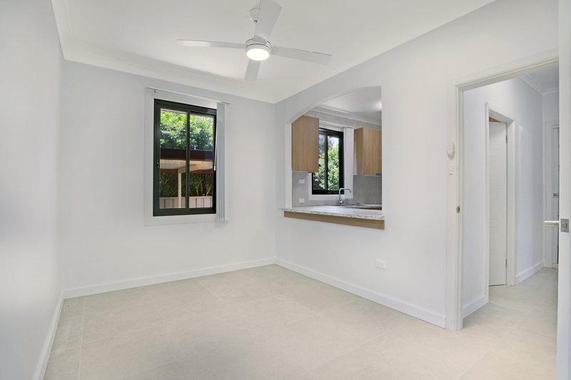 Photo - 15 Hayes Avenue, South Wentworthville NSW 2145 - Image 4