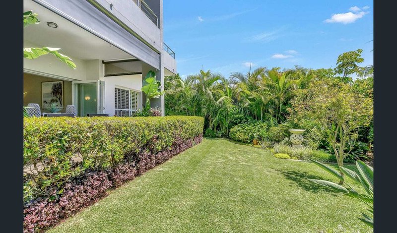 Photo - 15 Headland Road, Sapphire Beach NSW 2450 - Image 3