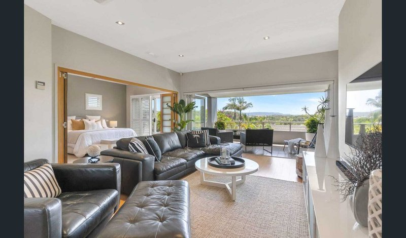 Photo - 15 Headland Road, Sapphire Beach NSW 2450 - Image 10