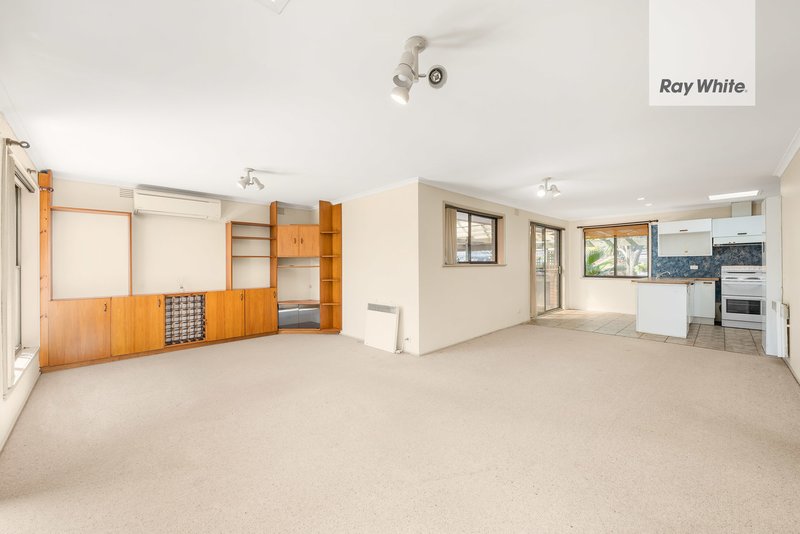 Photo - 15 Heals Road, Mernda VIC 3754 - Image 2