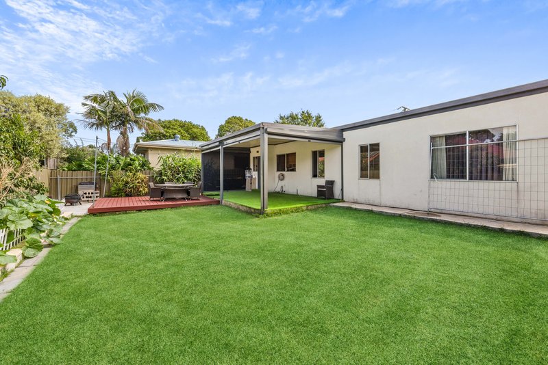 Photo - 15 Heather Avenue, Windsor Gardens SA 5087 - Image 16