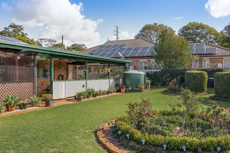 Photo - 15 Heather Street, Kearneys Spring QLD 4350 - Image 10