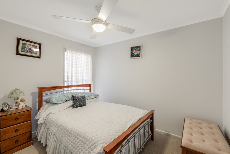 Photo - 15 Heather Street, Kearneys Spring QLD 4350 - Image 14