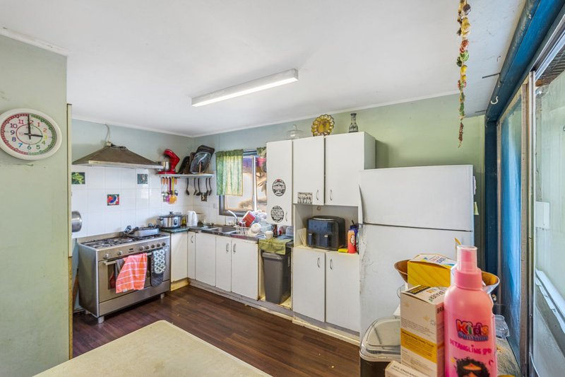 Photo - 15 Heather Street, Logan Central QLD 4114 - Image 5