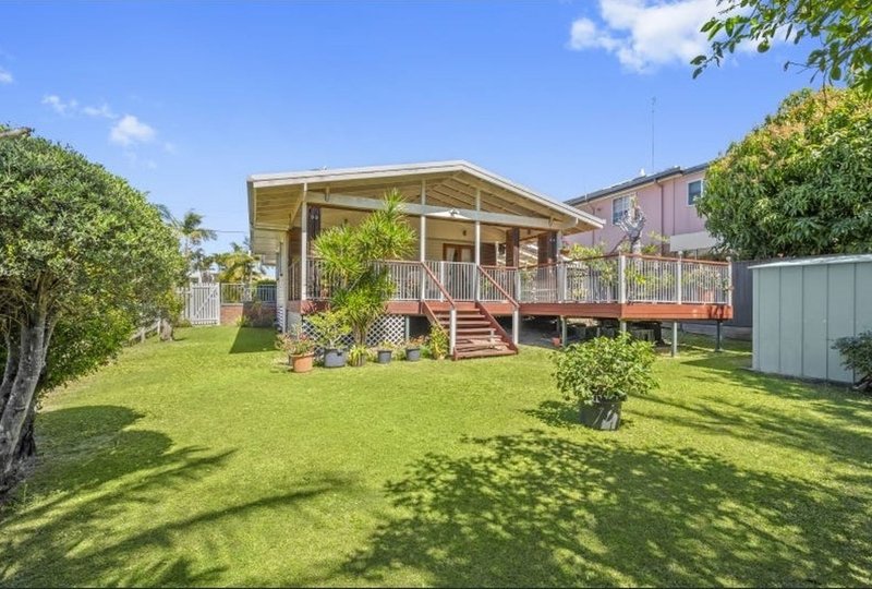 Photo - 15 Heeb Street, Bundall QLD 4217 - Image 9