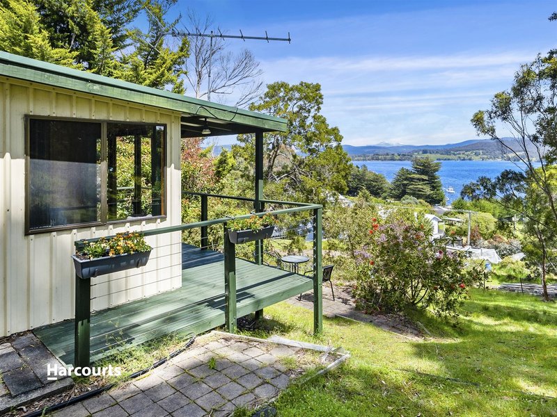 15 Helms Road, Gardners Bay TAS 7112