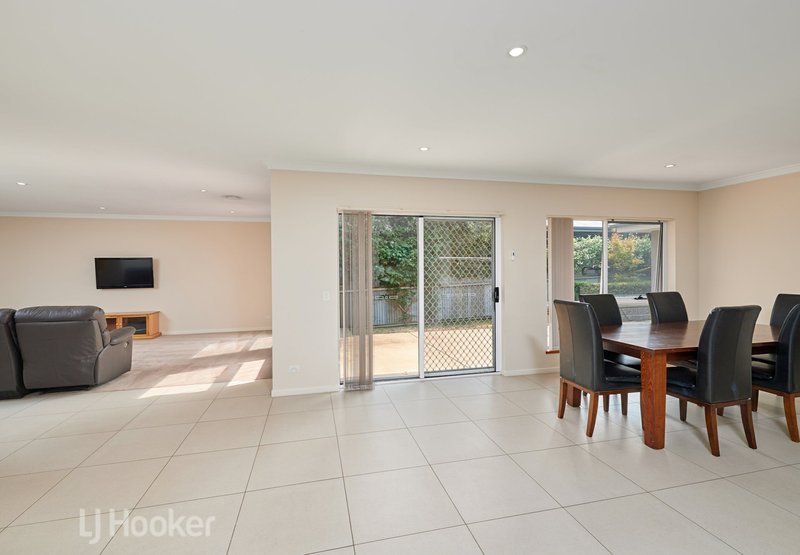 Photo - 15 Hely Avenue, Turvey Park NSW 2650 - Image 3