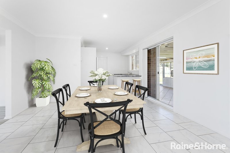 Photo - 15 Hermes Crescent, Worrigee NSW 2540 - Image 4