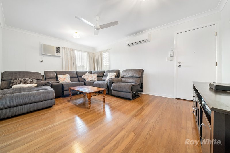 Photo - 15 Hibiscus Street, Kingston QLD 4114 - Image 3