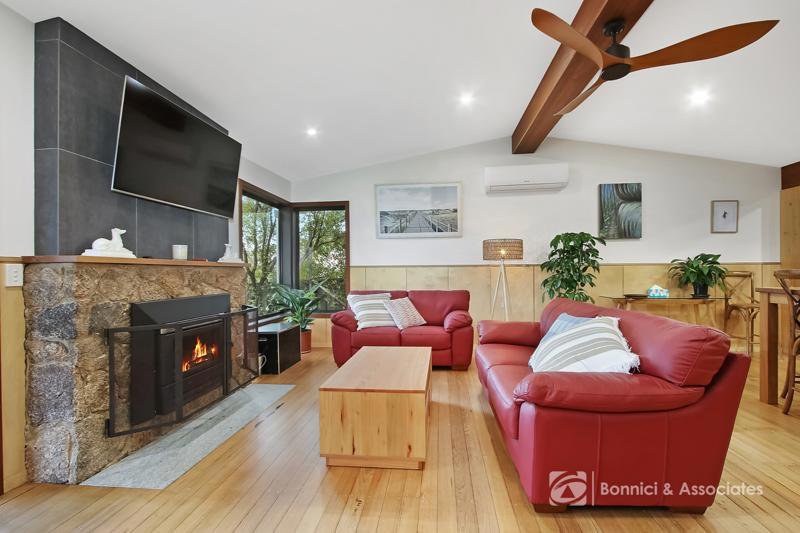 Photo - 15 High Street, Beechworth VIC 3747 - Image 4