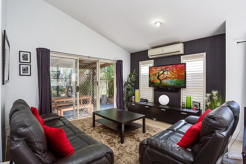 Photo - 15 Highgate Lane, Robina QLD 4226 - Image 6