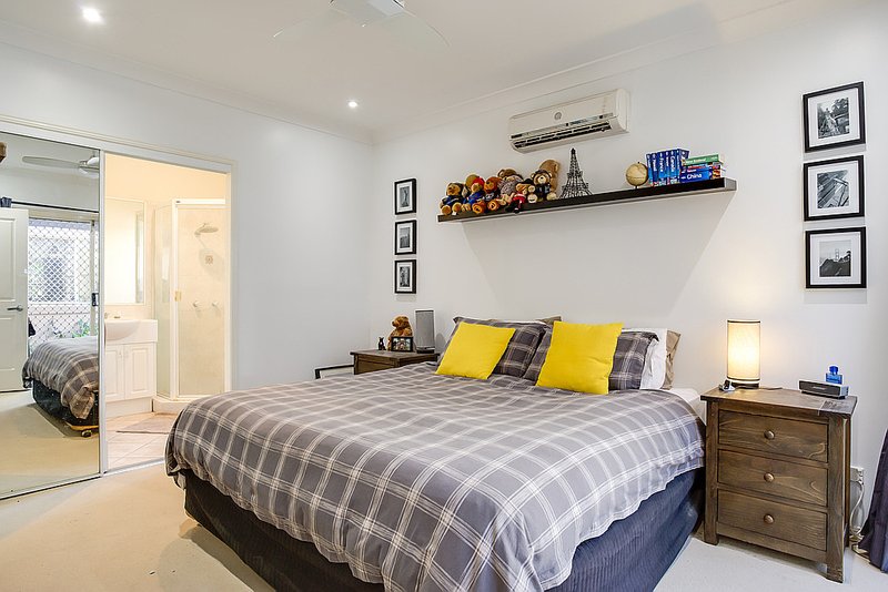 Photo - 15 Highgate Lane, Robina QLD 4226 - Image 7