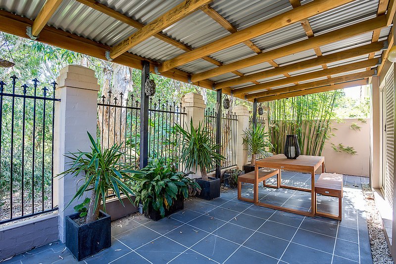 Photo - 15 Highgate Lane, Robina QLD 4226 - Image 11