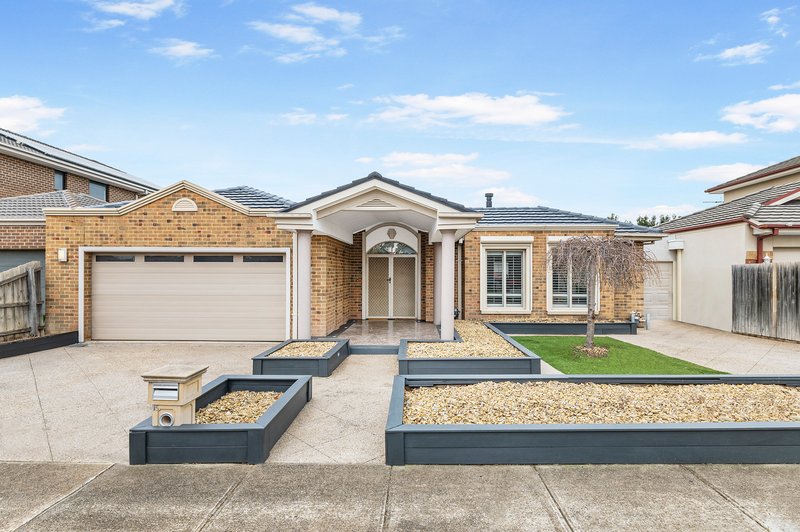 15 Highwood Drive, Hillside VIC 3037