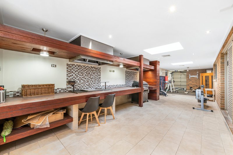 Photo - 15 Highwood Drive, Hillside VIC 3037 - Image 13