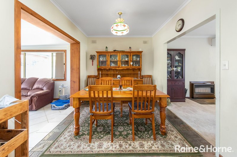 Photo - 15 Highwray Drive, Morphett Vale SA 5162 - Image 5