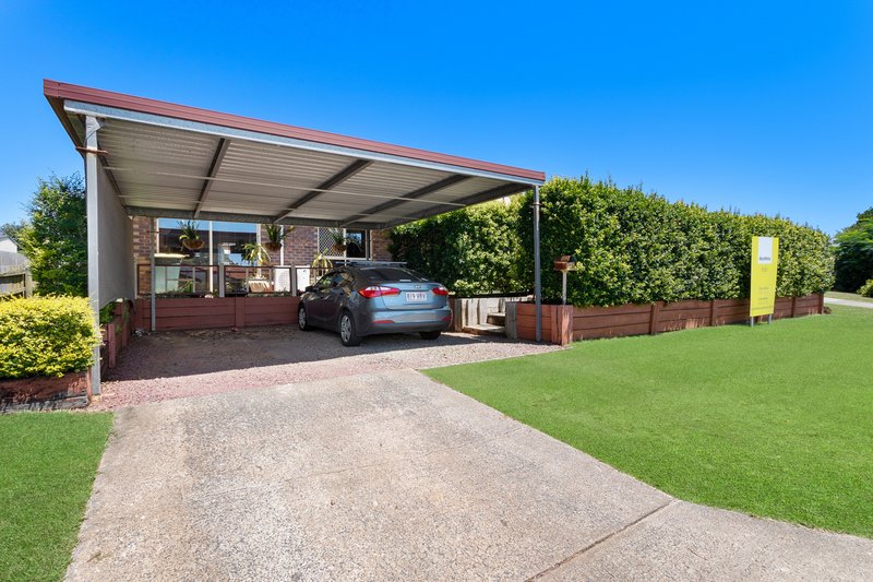 15 Hillmont Crescent, Morayfield QLD 4506