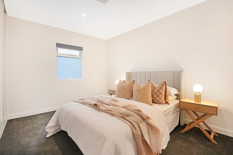 Photo - 15 Hobart Road, Henley Beach South SA 5022 - Image 19