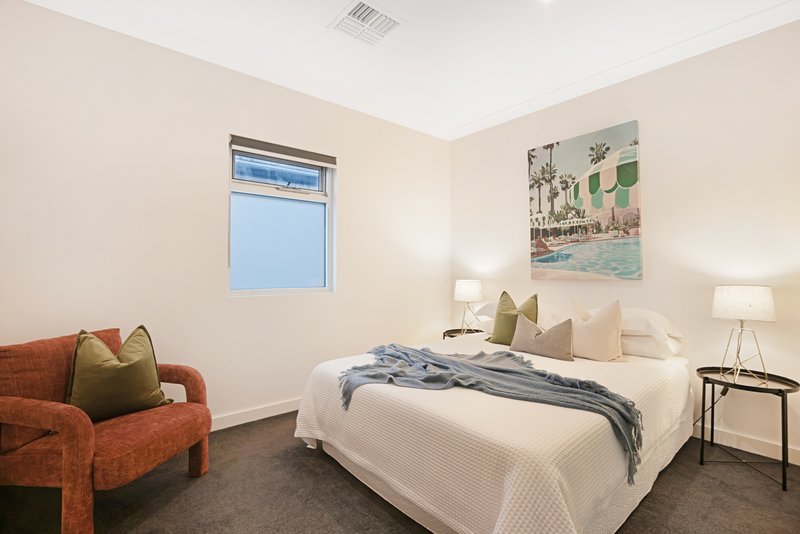 Photo - 15 Hobart Road, Henley Beach South SA 5022 - Image 22