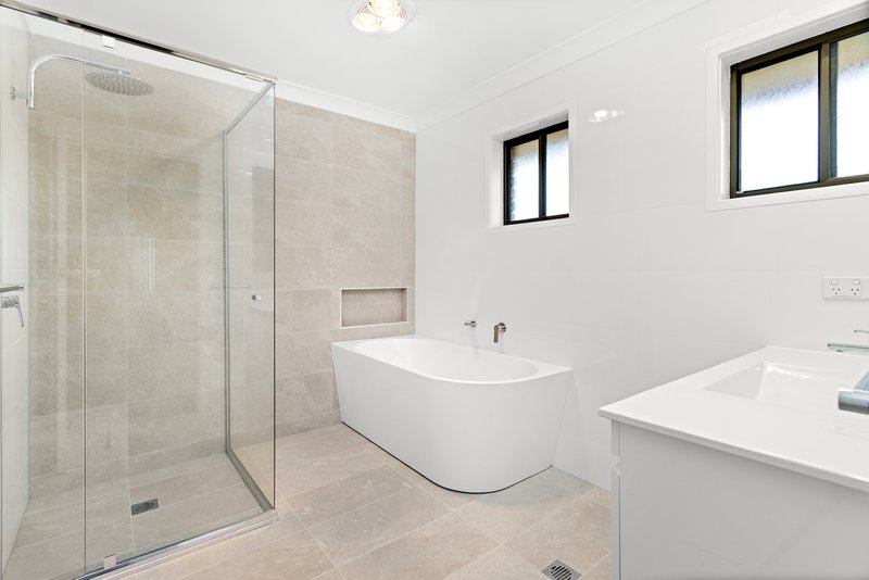 Photo - 15 Hollings Drive, Kiama Downs NSW 2533 - Image 8