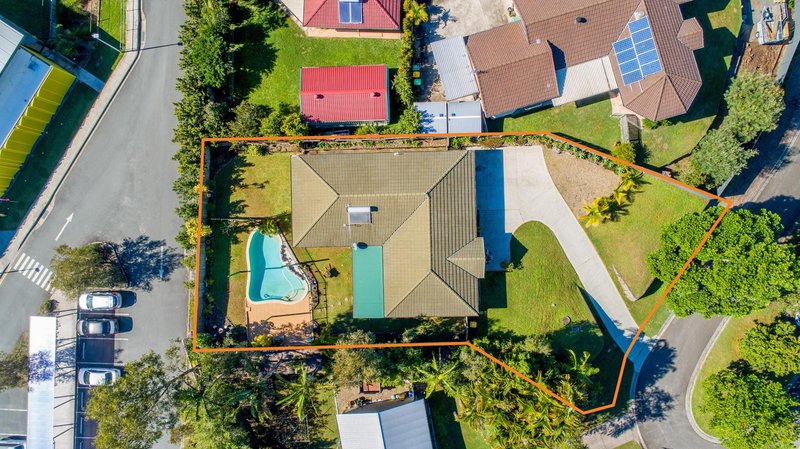 15 Holyn Close, Woombye QLD 4559