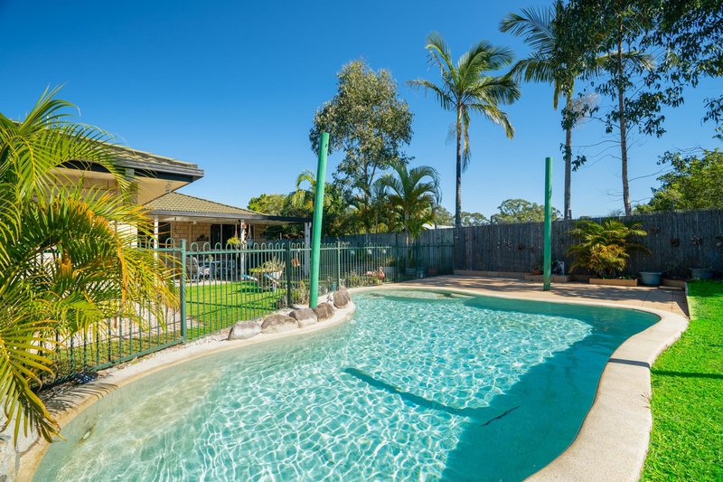 Photo - 15 Holyn Close, Woombye QLD 4559 - Image 15