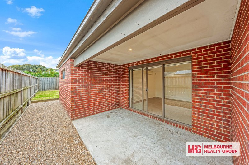 Photo - 15 Homebush Avenue, Cranbourne East VIC 3977 - Image 17