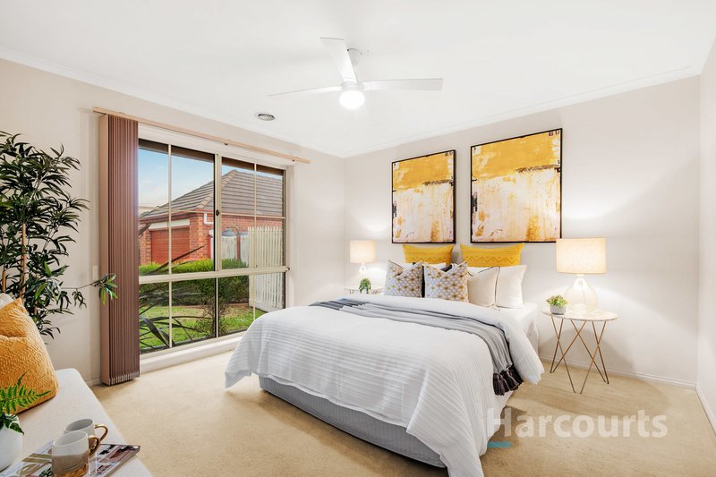 Photo - 1/5 Honeypot Close, Knoxfield VIC 3180 - Image 6