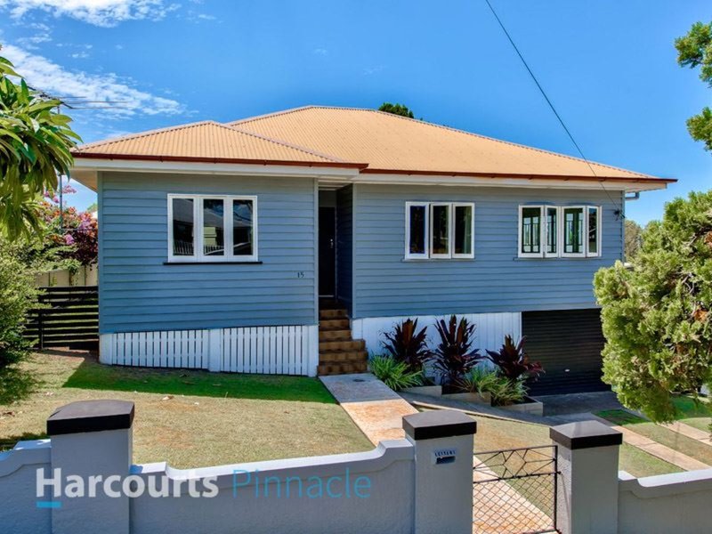 15 Hoskins St , Sandgate QLD 4017