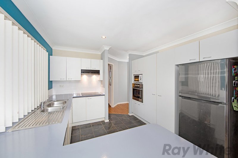 Photo - 15 Huene Avenue, Budgewoi NSW 2262 - Image 2