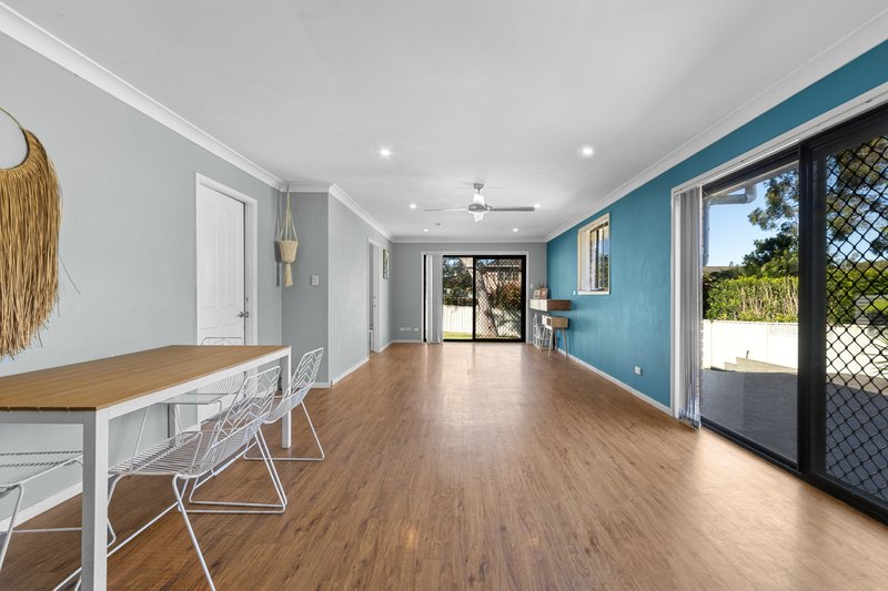 Photo - 15 Huene Avenue, Halekulani NSW 2262 - Image 4