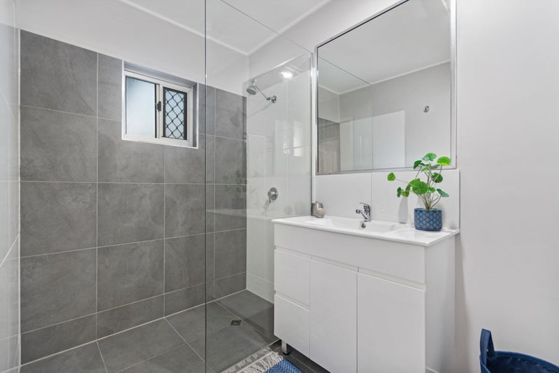 Photo - 1/5 Hugh Street, West End QLD 4810 - Image 6