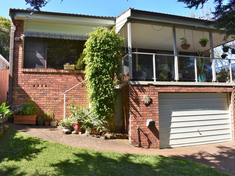 Photo - 15 Hunter Street North, Mona Vale NSW 2103 - Image 2