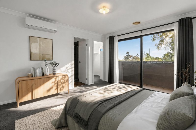 Photo - 15 Huntsman Close, Tarneit VIC 3029 - Image 6