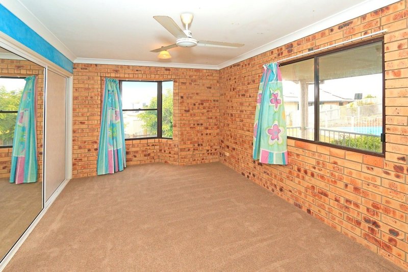 Photo - 15 Hutcheon Street, Kawana QLD 4701 - Image 14