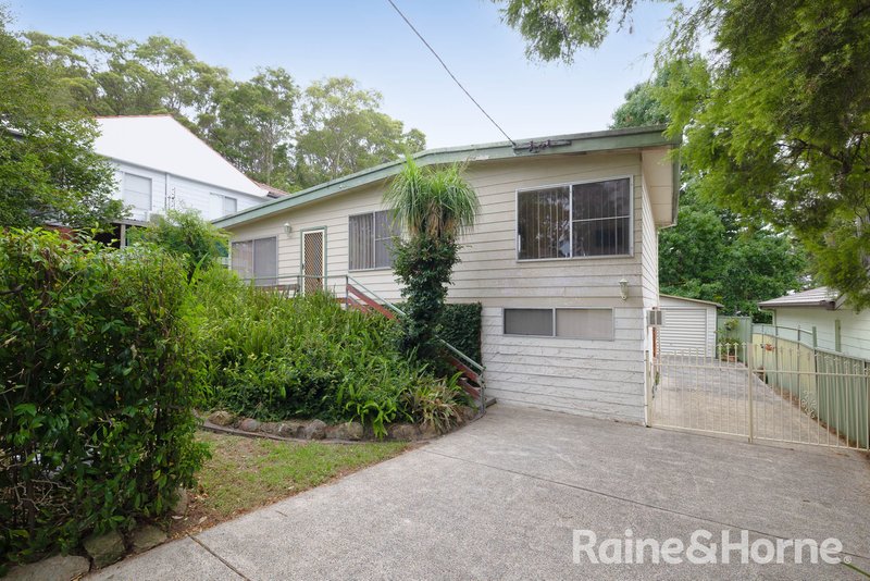 15 Hutcheson Avenue, Rankin Park NSW 2287