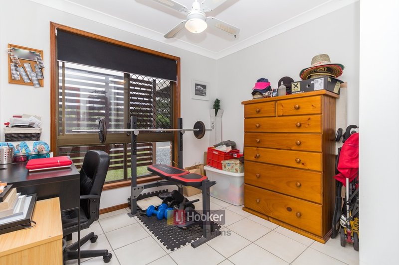 Photo - 15 Hydrabad Street, Regents Park QLD 4118 - Image 8