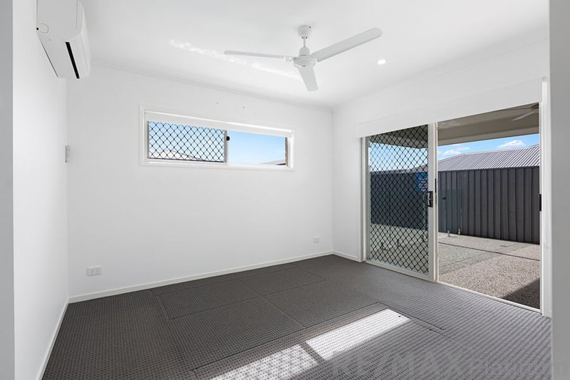 Photo - 15 Icarus Crescent, Burpengary QLD 4505 - Image 6