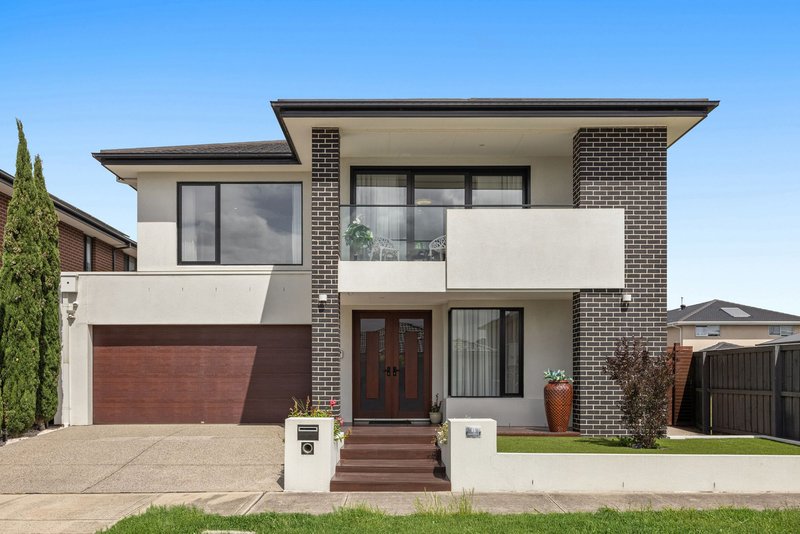 Photo - 15 Imer Crescent, Berwick VIC 3806 - Image 1
