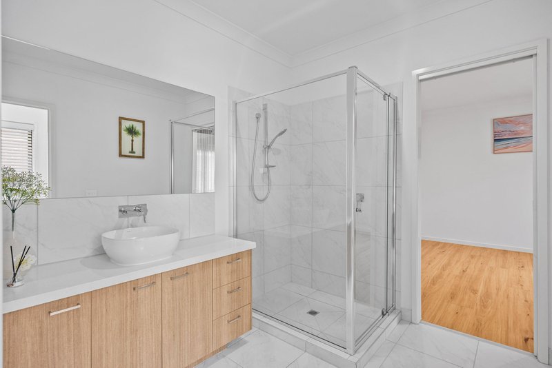 Photo - 15 Imer Crescent, Berwick VIC 3806 - Image 14