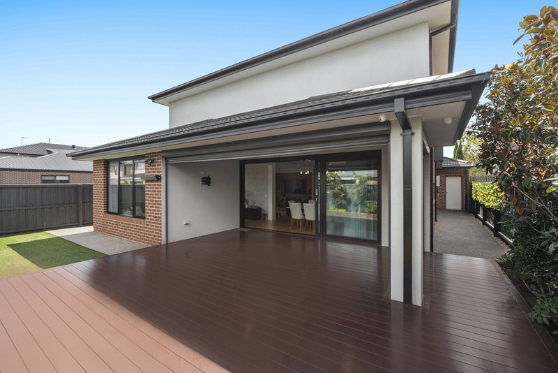 Photo - 15 Imer Crescent, Berwick VIC 3806 - Image 20
