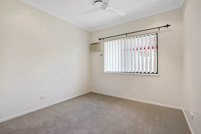 Photo - 15 Inglewood Close, Andergrove QLD 4740 - Image 9